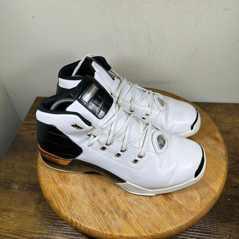 Jordan Air Flight The Glove Basketball Shoes White Black Men US 10 832816-122